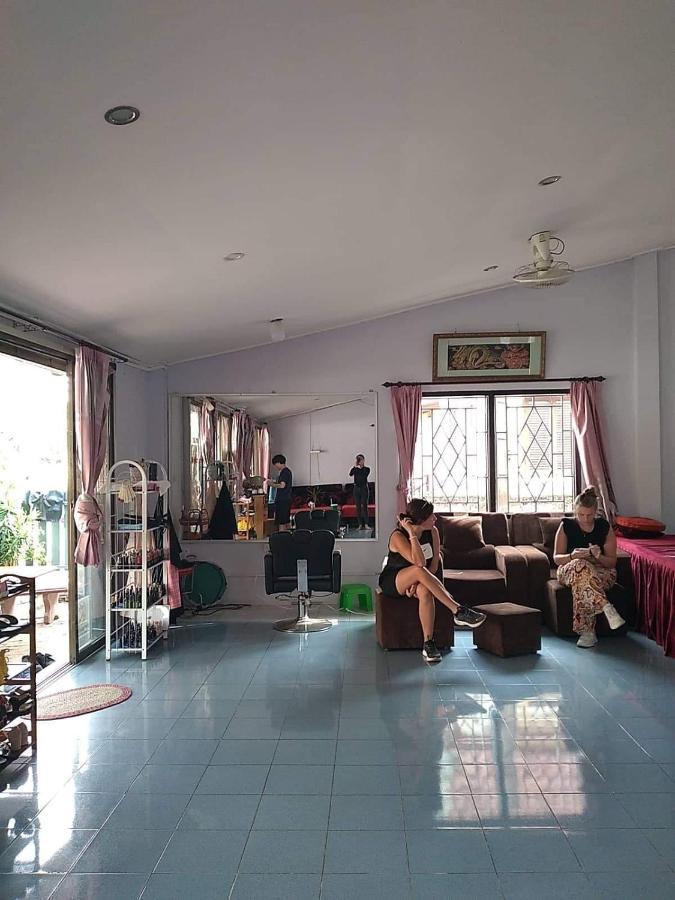 Pp Guesthouse لوانغ برابانغ المظهر الخارجي الصورة